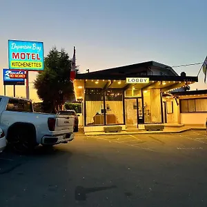 https://departure-bay-motel.richmond-hotels.com