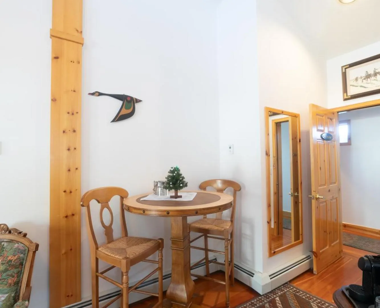 Beaujolais Boutique B&B At Thea'S House- Adults Only Banff Bed & Breakfast